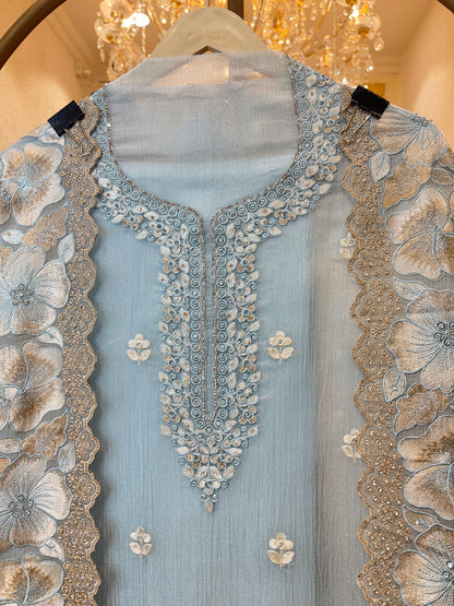 Mahira Stonecraft Suit