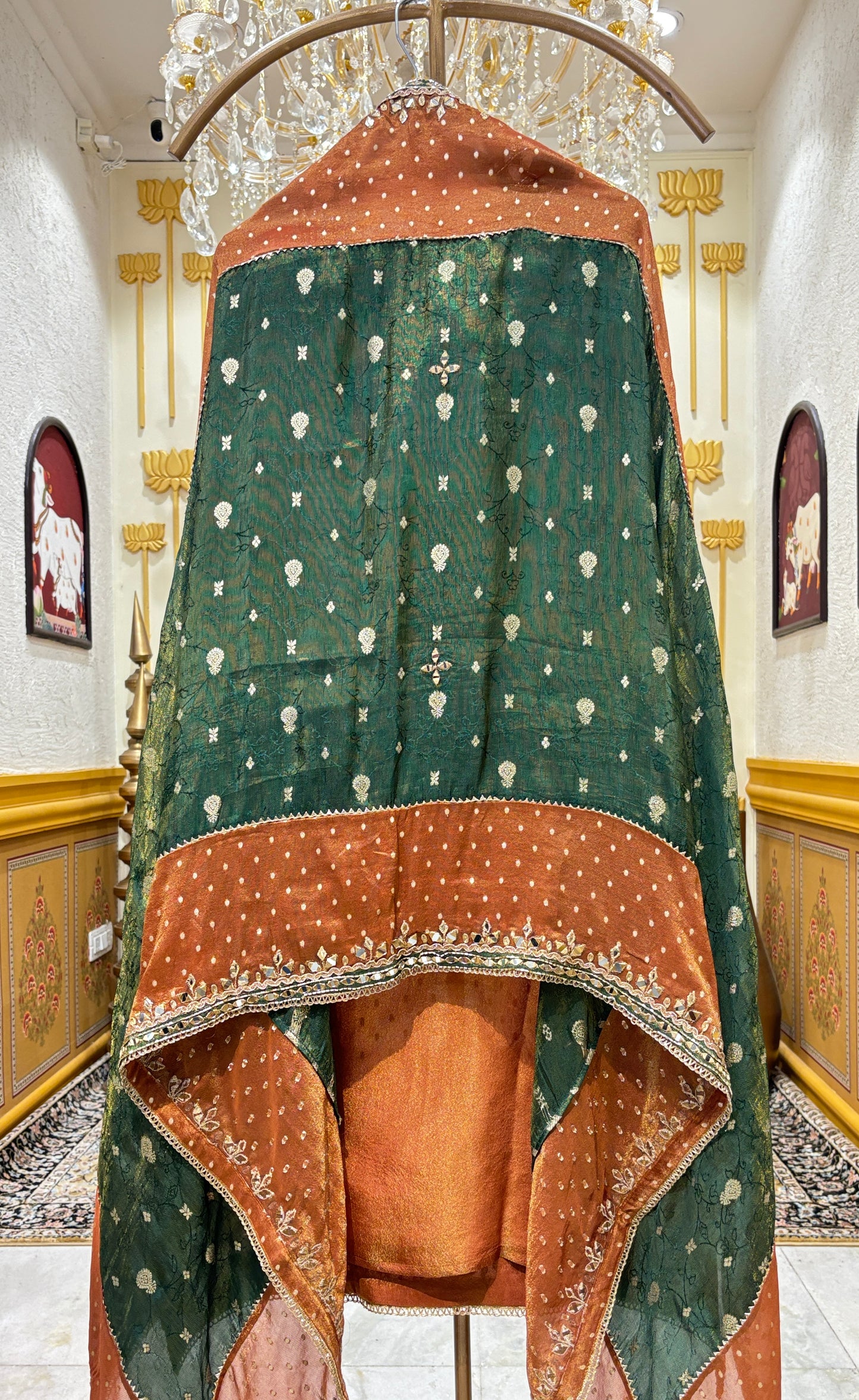 Noor-e-Zar Kundan Suit