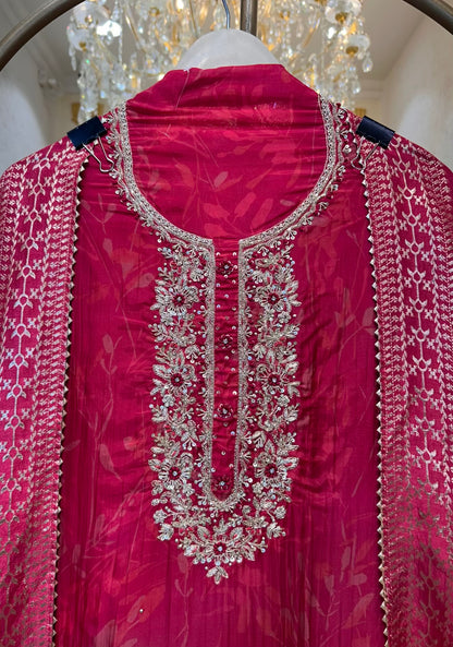 Arzini Silk Riwayat Suit (Pink)