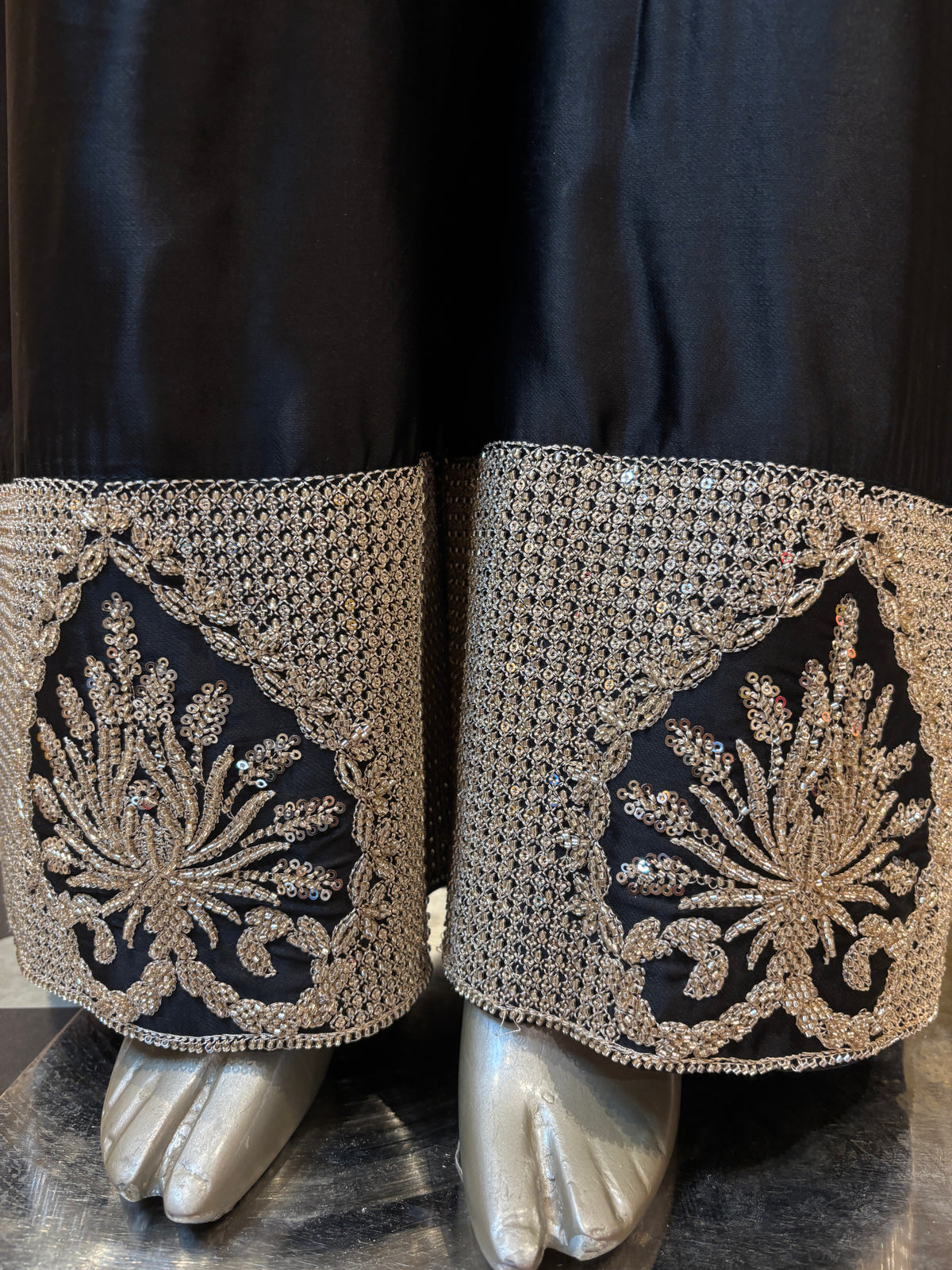 Aaberi Tailored Suit