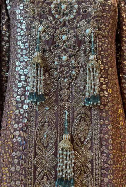 Mahvienne Pakistani Suit