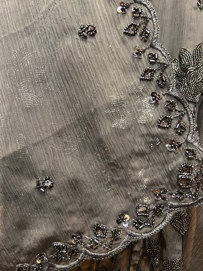 Mahroza Crushed Organza Suit (Black)