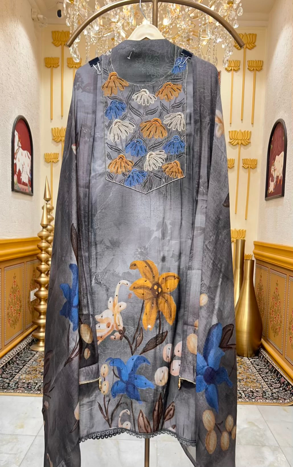 Esha Muslin Spark Suit (Dark Grey)