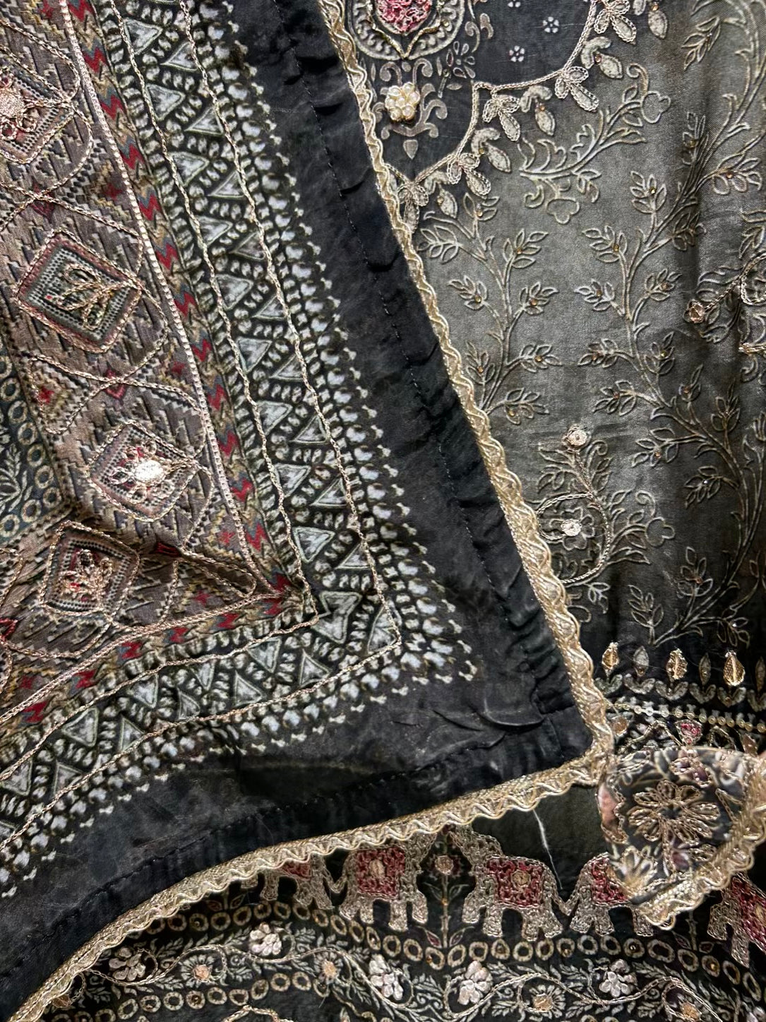 Zareenah Zari Flow Suit (Grey Green)