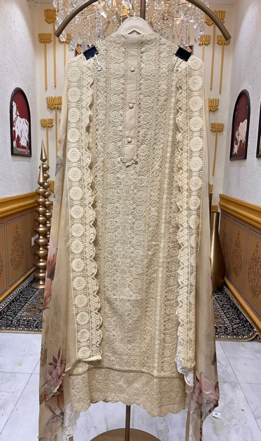Aabira Chikankari Veil Suit (Light Yellow)