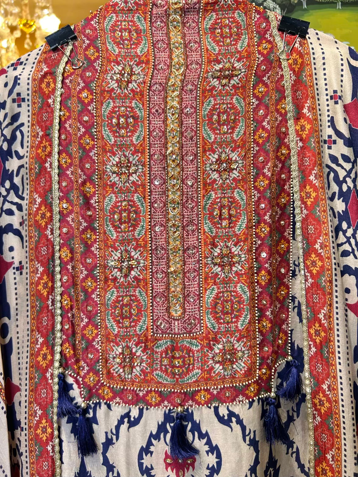 Mehrunisa Silk Suit (Ivory & Blue)