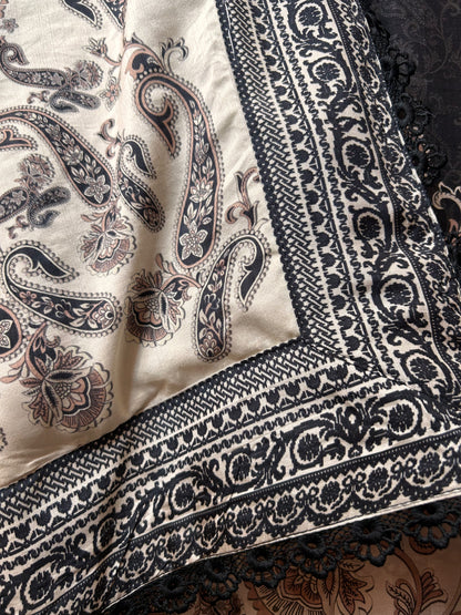 Vyanika Muslin Suit
