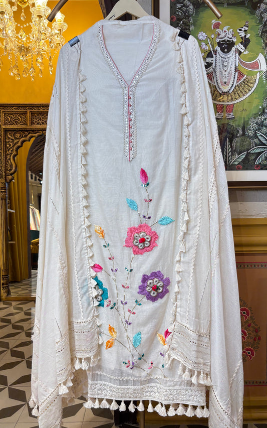Zehra Mul Suit