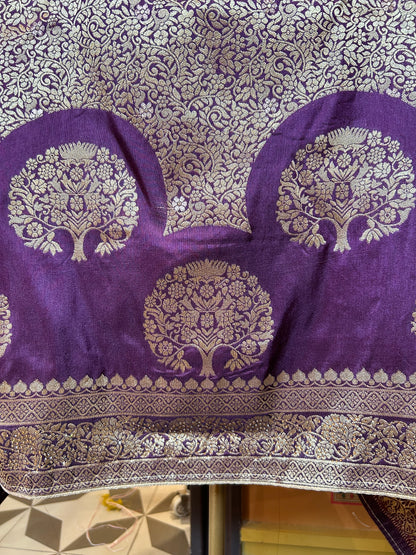 Royal wave of Baranasi suit (Purple)
