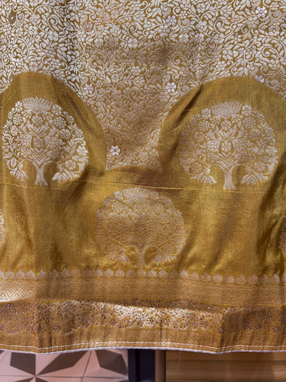 Royal wave of Baranasi suit (Yellow)