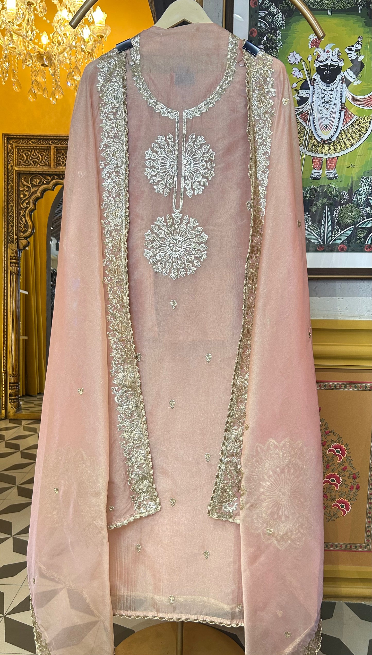 Ethereal glow Organza suit(Pink)