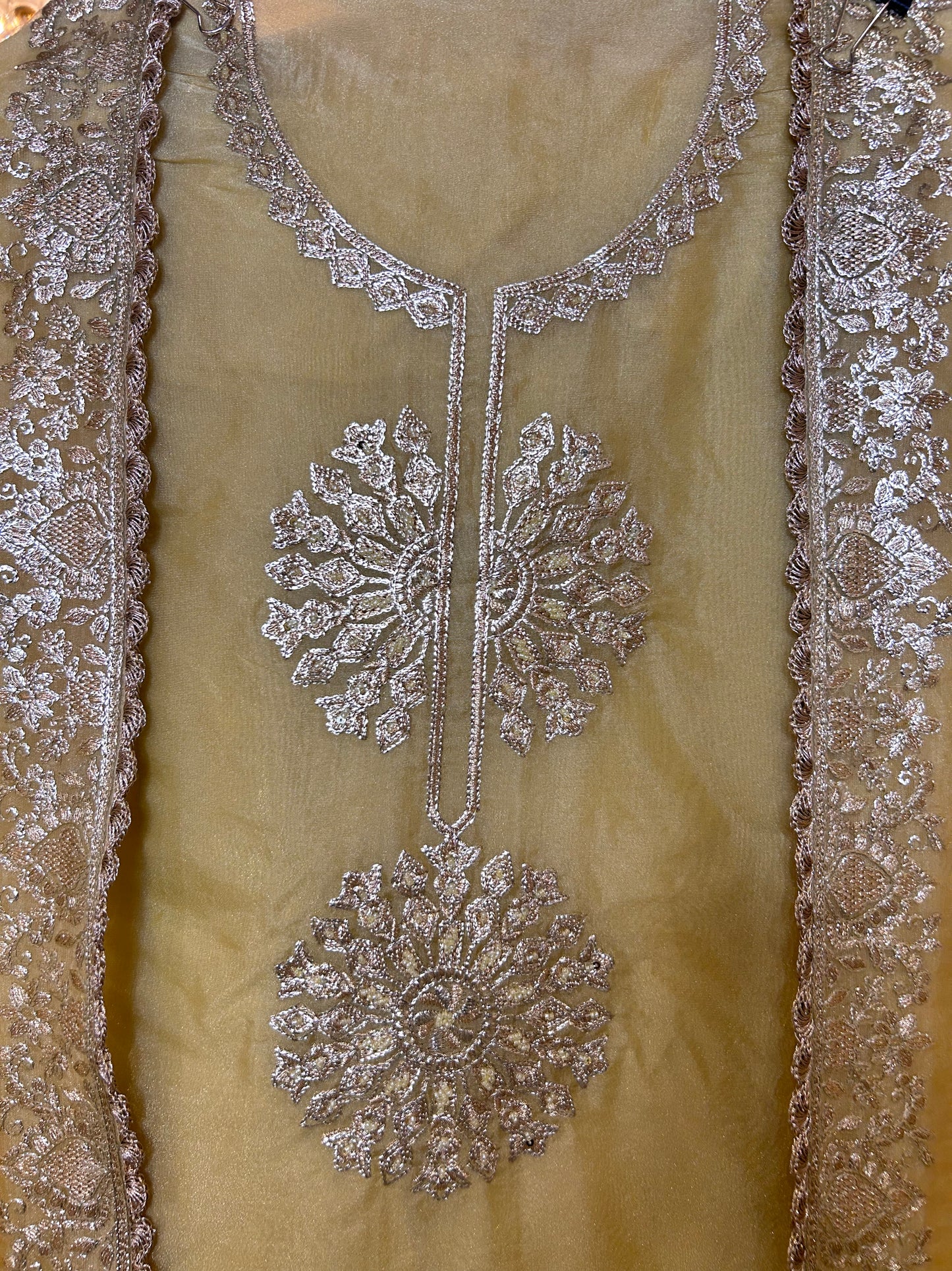 Ethereal glow Organza suit(Yellow)