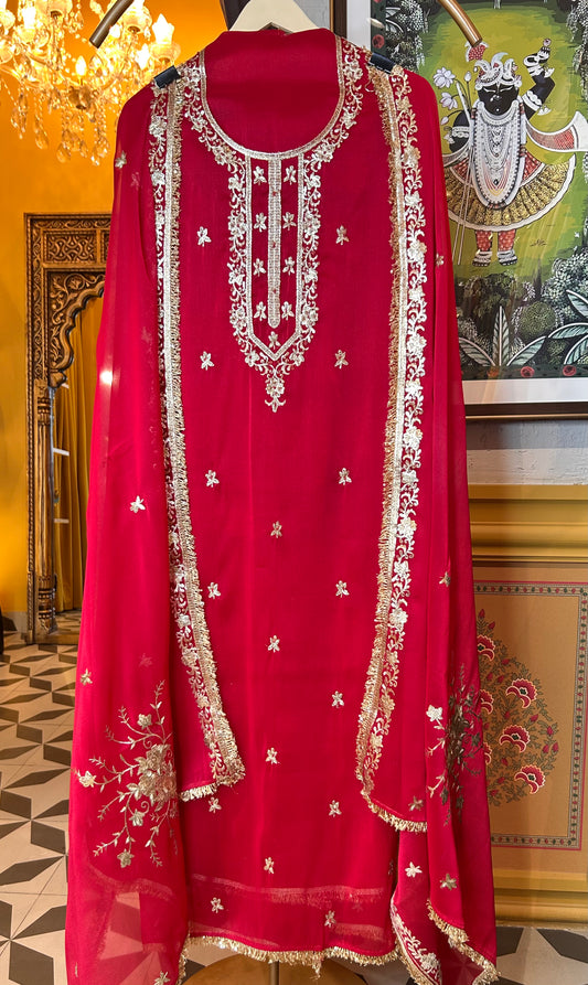 Naaz-a-Noor Organza Suit(Red)