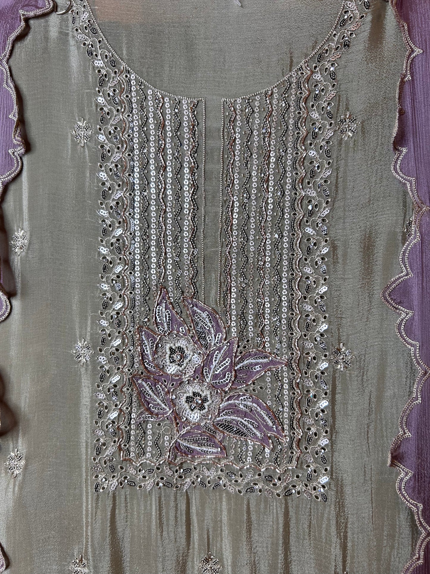 Petal Soft in Chinnon Suit(Pink)