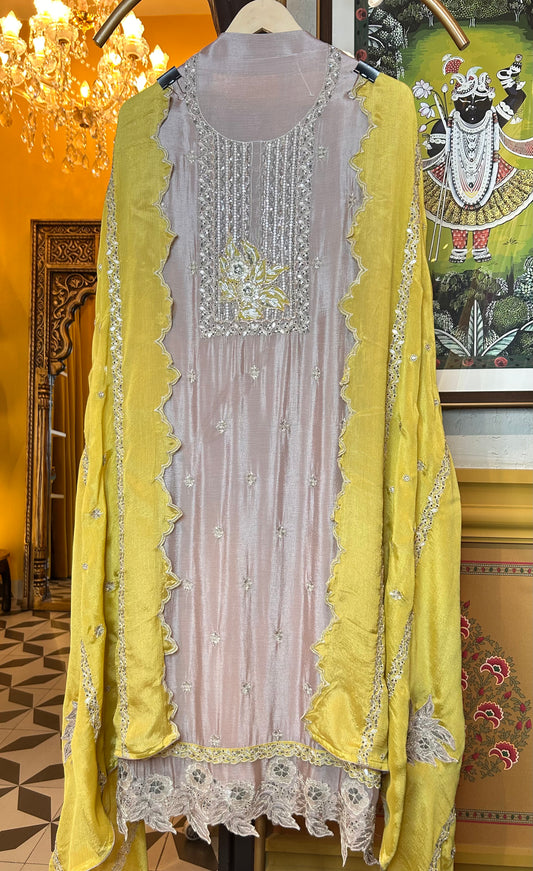 Petal Soft in Chinnon Suit( Pista green)