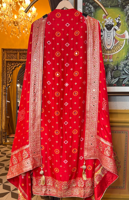 Nazakat in Banarasi Muslin suit(Red)