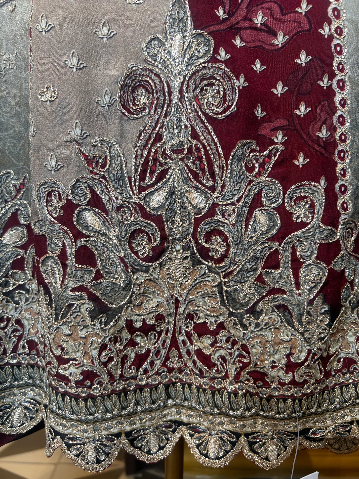 Chraming kali crepe suit(Maroon)