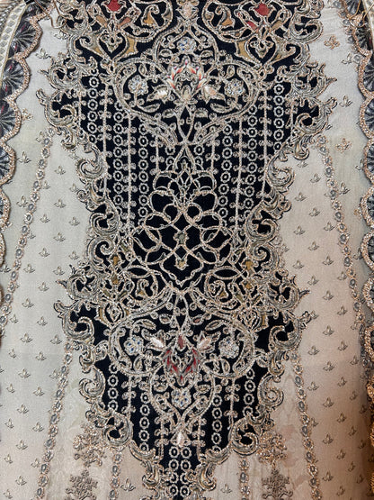 Charming kali crepe suit (Black)