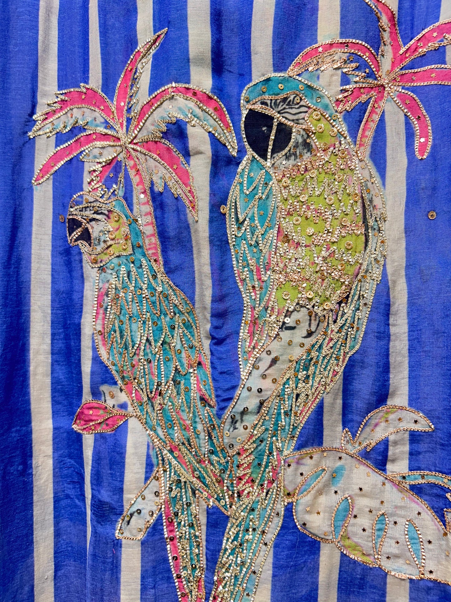 Gulnaar Parrot Bloom Mul Suit (Blue)